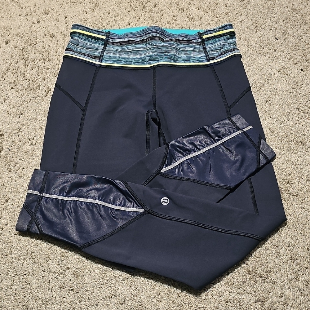Lululemon Pace Queen Tight Full-On Luxtreme Inkwell/ Space Dye Twist Naval Blue